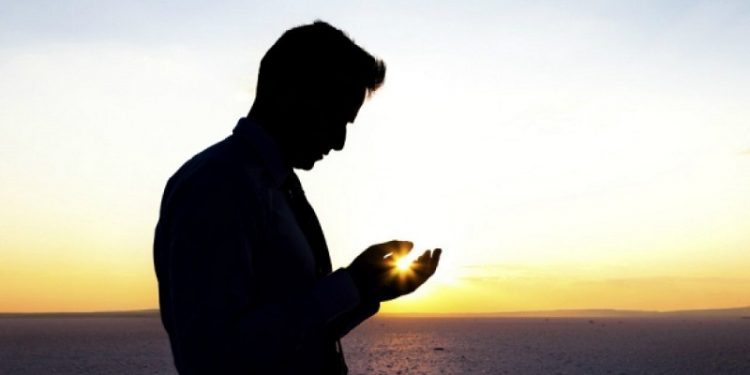 Melawan Corona dengan Imun dan Iman agar Aman