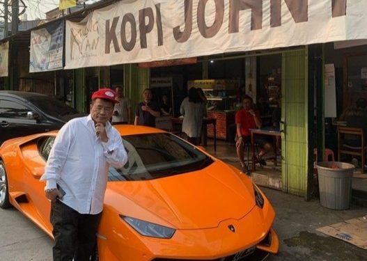 Hotman Paris Hutapea Bayar Pajak Lamborghini Rp150 Juta
