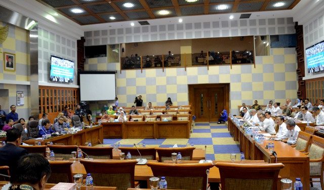 Komisi IX Minta Pemerintah Tunda Pembahasan Omnibus Law Cipta Kerja
