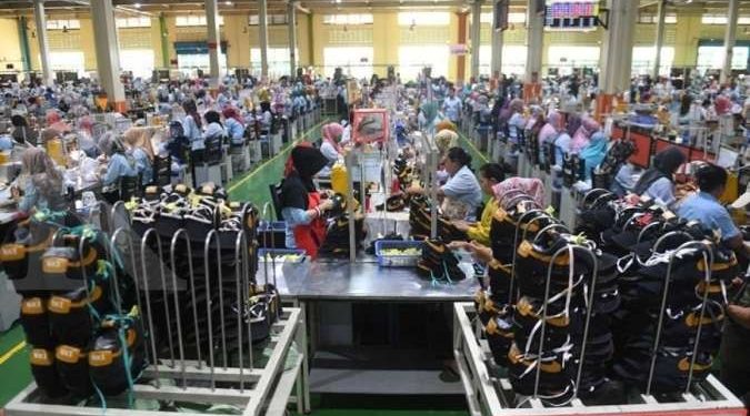 Gaji Pekerja di 1.062 Sektor Industri Bebas Pajak Selama 6 Bulan