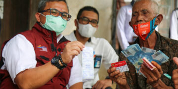 Kemensos Cairkan Bansos PKH Tahap II Rp6,53 Triliun