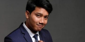 Dinyatakan Meninggal Dunia, Masyarakat Sholat Gaib untuk Almarhum Emmeril Kahn Mumtadz