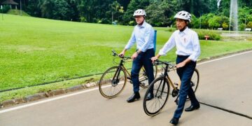 Main Sepeda Bambu Bareng Jokowi, PM Australia: Pengalaman Luar Biasa!