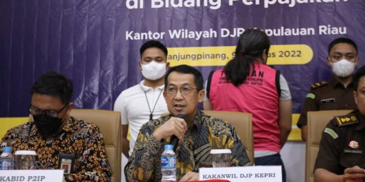 Setelah Sita Rumah, Wajib Pajak Tidak Lapor SPT Ditahan lalu Diserahkan ke Kejaksaan