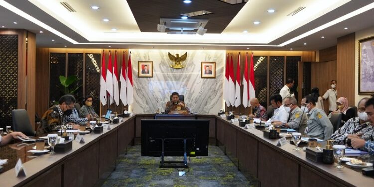 Pemerintah Turunkan Bunga KUR Super Mikro Jadi 3 Persen