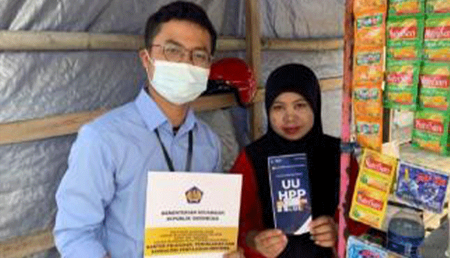 Petugas Pajak Terjun ke Lapangan Edukasi Pelaku UMKM
