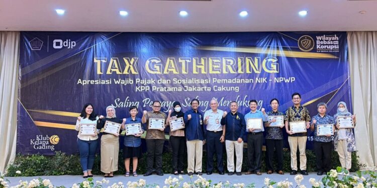 Saling Percaya, Saling Dukung KPP Cakung Gelar Tax Gathering