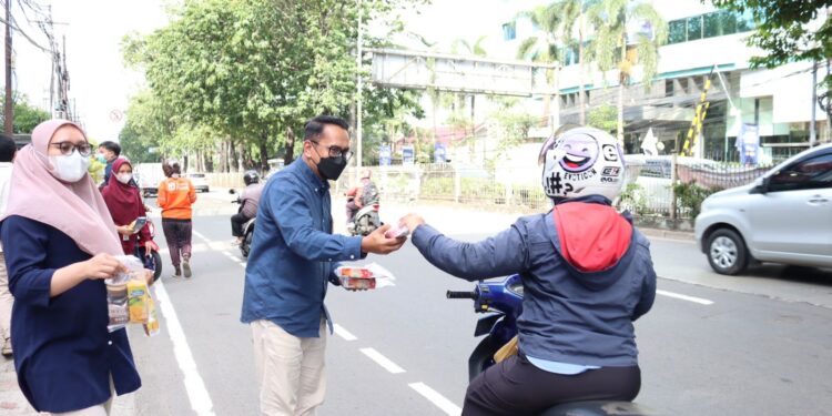 Kanwil DJP Jakarta Barat Gelar Aksi Simpatik Ramadhan