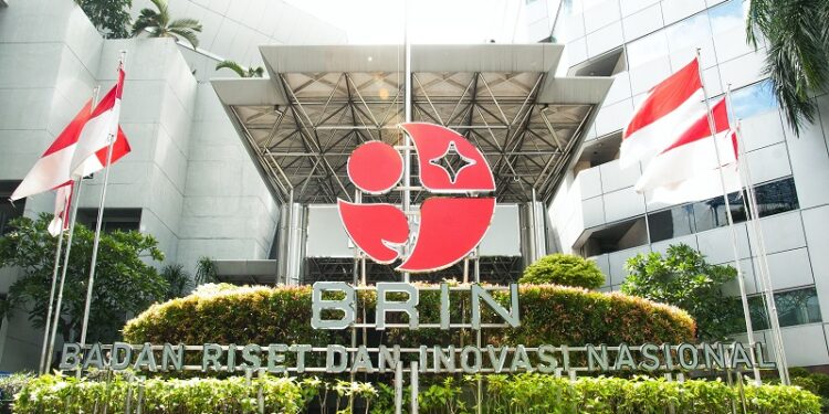 Ancam Warga Muhammadiyah, BRIN Pecat Andi Pangerang sebagai PNS