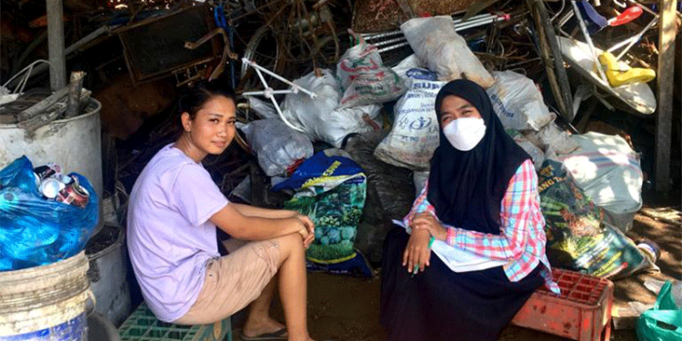 Kunjungi Pelaku UMKM, Petugas Pajak Cek Omzet