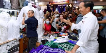 Presiden Jokowi Kunjungi Pasar Tanah Abang dan Sarinah Jakarta