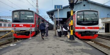 Naik KRL Jabodetabek Boleh Tanpa Masker