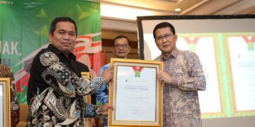 Nurhayati Subakat Dapat Penghargaan Patriot Pajak dari Tax Payer Community