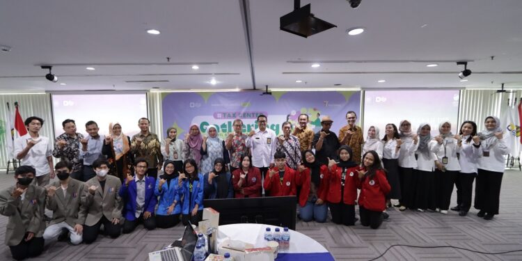 Tax Center Gathering Kanwil DJP Jakbar: Tunjukkan Kebanggaan Pembayar Pajak