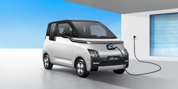 Pemerintah Beri Restitusi Dipercepat PKP Mobil dan Bus Listrik