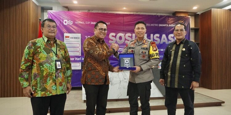 Wakapolres Jakbar Sarly Sollu: NIK Jadi NPWP Mudahkan Masyarakat