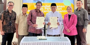 Perdana, Kanwil DJP Jaktim Bentuk Tax Center dengan Pesantren