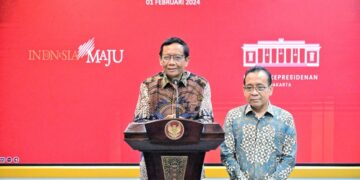 Presiden Jokowi Terima Surat Pengunduran Diri Menko Polhukam Mahfud MD