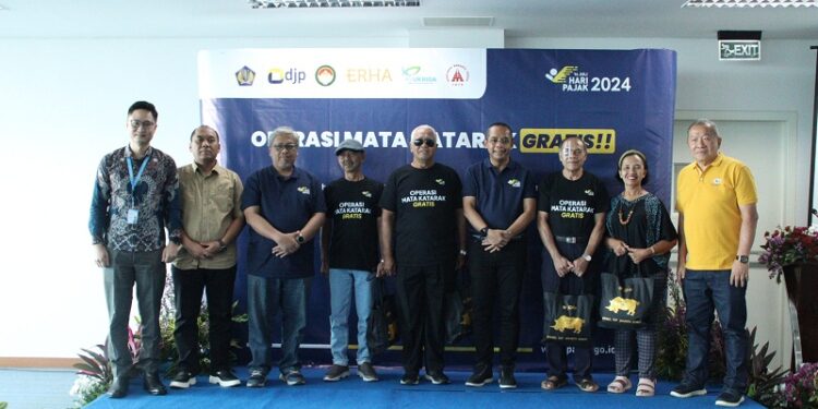 Sebanyak 212 Orang Ikuti Operasi Katarak Gratis Kanwil DJP Jakarta Barat