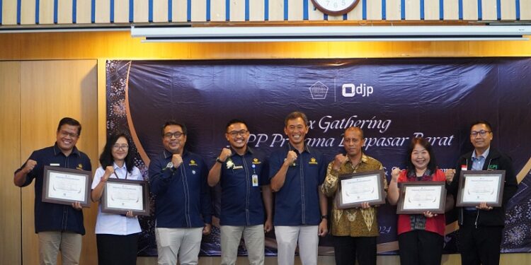 Apresiasi Wajib Pajak dan Stakeholders, KPP Pratama Denpasar Barat Gelar Tax Gathering