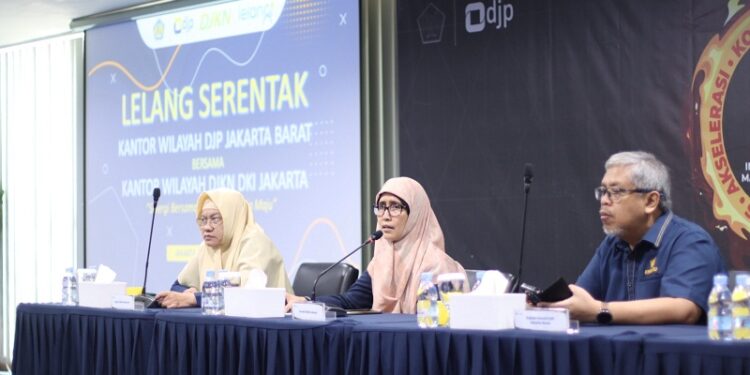 Kanwil DJP Jakbar Tetapkan Pemenang Lelang Serentak Atas 14 Aset Sitaan