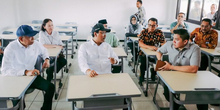Uang Pajak Kita Rp1,2 Triliun Buat Sekolah Rakyat